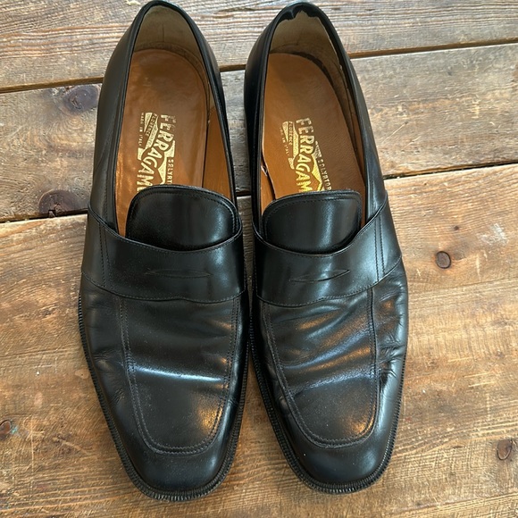 Salvatore Ferragamo Black Leather Loafers Size 10.5